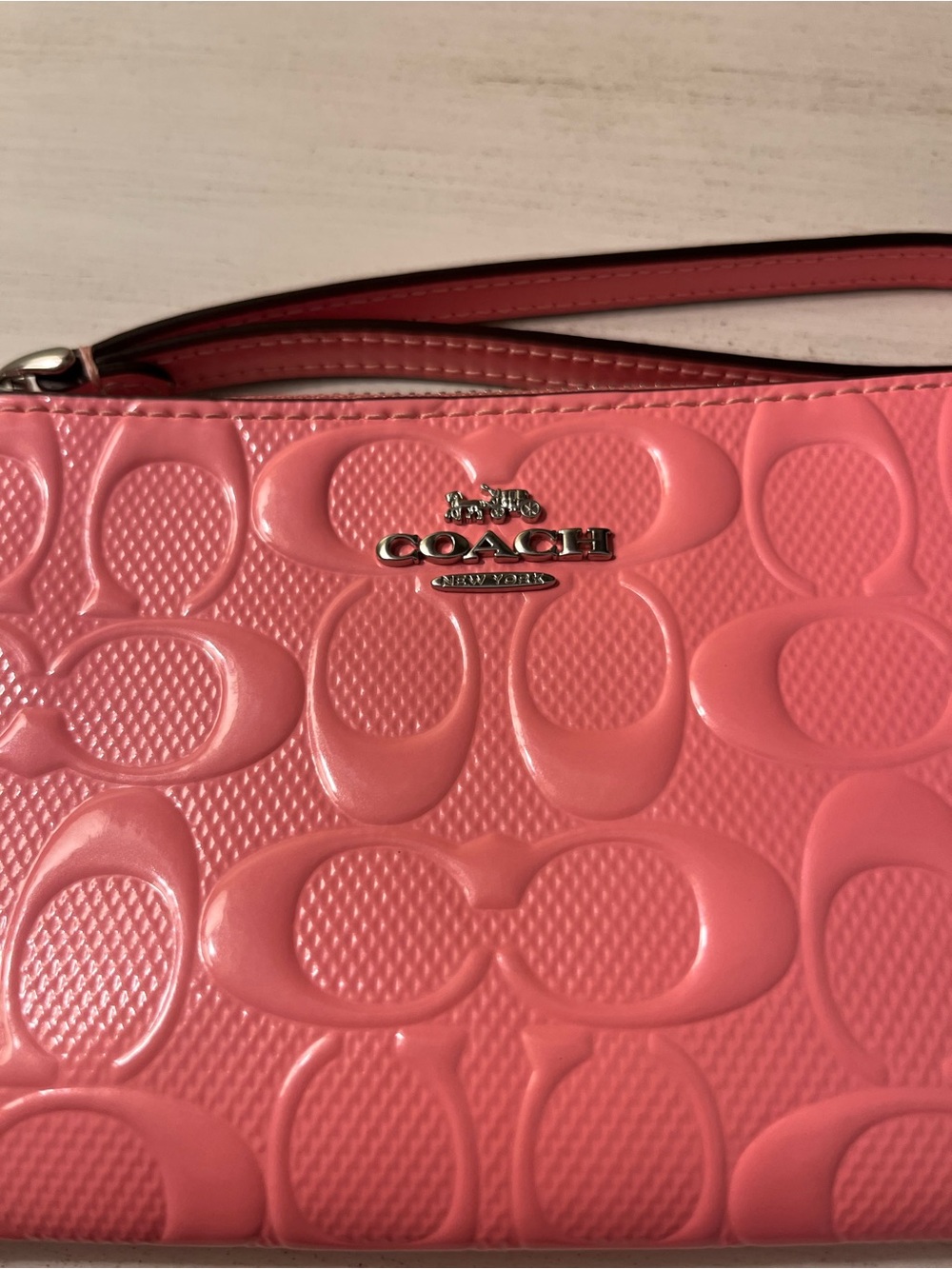 Coach Pink Corner Zip Wristlet Debossed Signature Leather NWOT - Picture 8 of 8